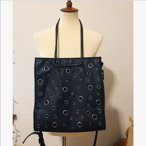 Nila Anthony gorgeous bag​​ - Picture 1 of 3
